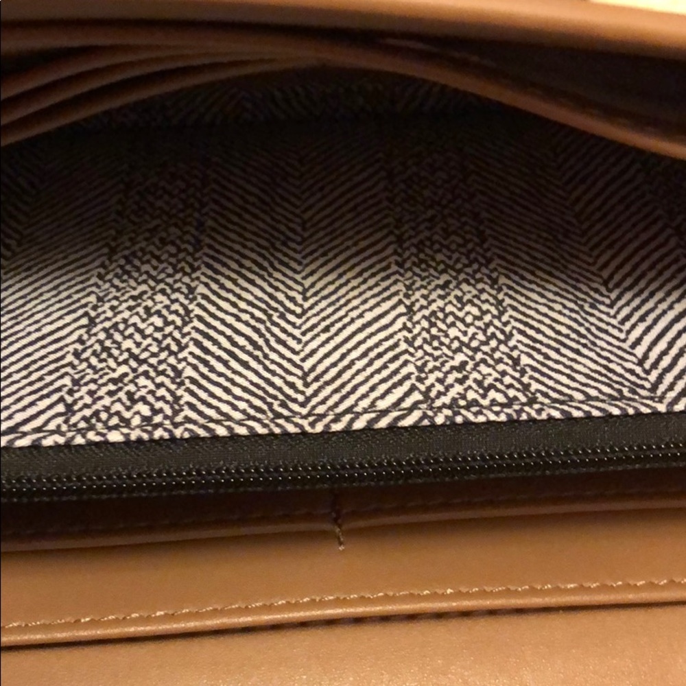 New Taupe Wallet Purse - Picture 3 of 3
